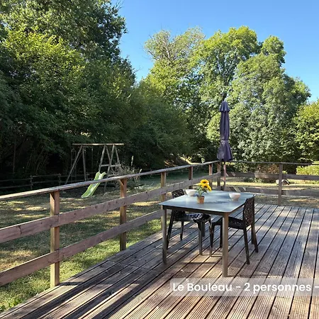 2 Independants 5 Personnes Et 2 Personnes Acces Pmr En Pleine Nature, Climatises Proche Du Puy Dufou Saint-Paul-en-Pareds