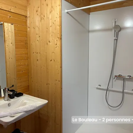 2 Independants 5 Personnes Et 2 Personnes Acces Pmr En Pleine Nature, Climatises Proche Du Puy Dufou
