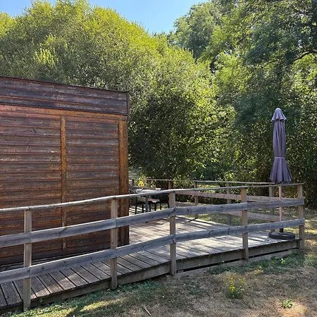 2 Independants 5 Personnes Et 2 Personnes Acces Pmr En Pleine Nature, Climatises Proche Du Puy Dufou