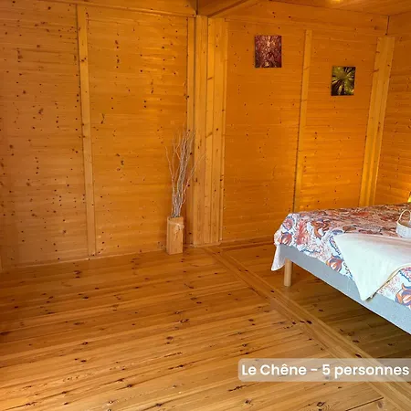 2 Independants 5 Personnes Et 2 Personnes Acces Pmr En Pleine Nature, Climatises Proche Du Puy Dufou Dağ evi
